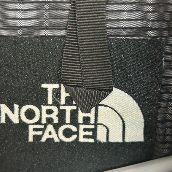 The North Face Full Zip Mens XL RN 61661 CA 30516 Gray Nylon Poly Jacket - Picture 6 of 11